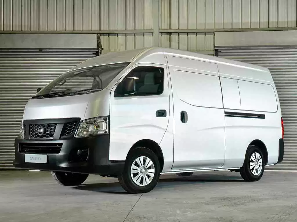 Foto externa da Van Nissan N350 Caravan